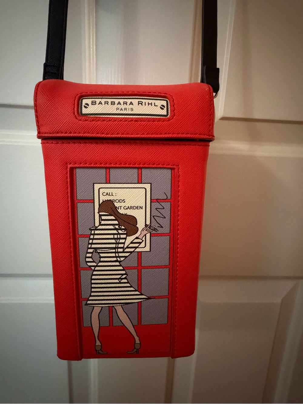 Red Illustrated Crossbody London Phone Bag